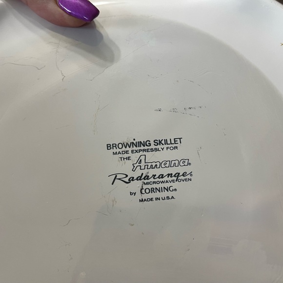 Vintage Corningware browning skillet - Picture 2 of 2